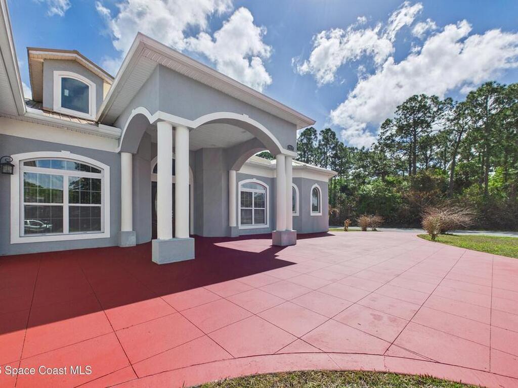 757 Donau Avenue, Palm Bay, FL 32907