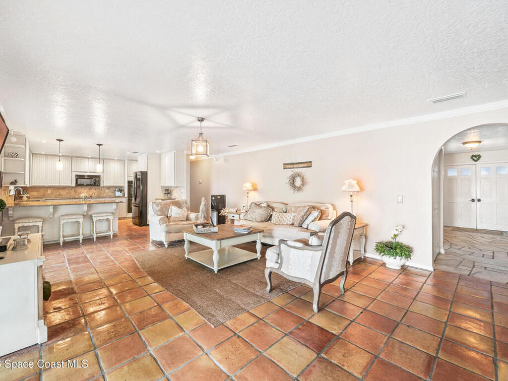 2405 Brookside Drive, Indialantic, FL 32903