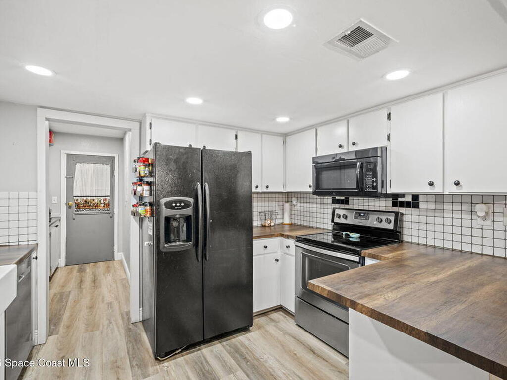 3416 Flounder Creek Road, Mims, FL 32754