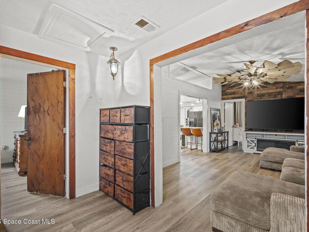 3416 Flounder Creek Road, Mims, FL 32754