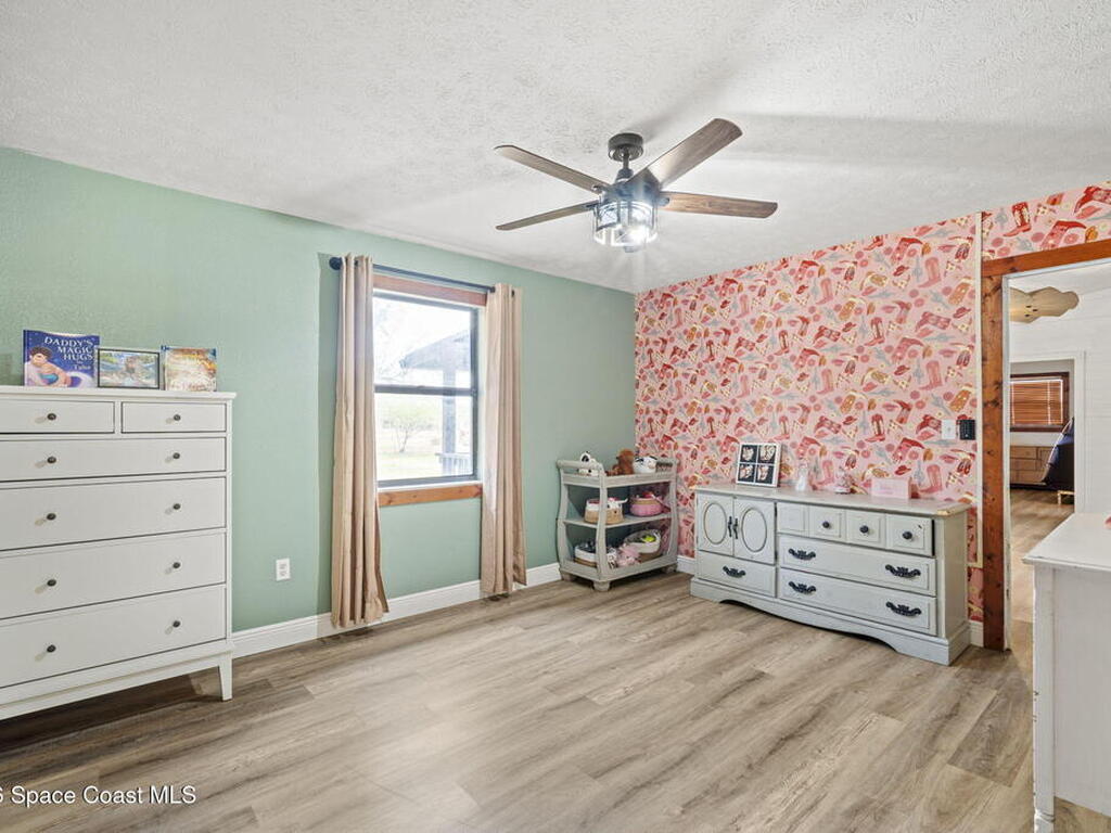 3416 Flounder Creek Road, Mims, FL 32754