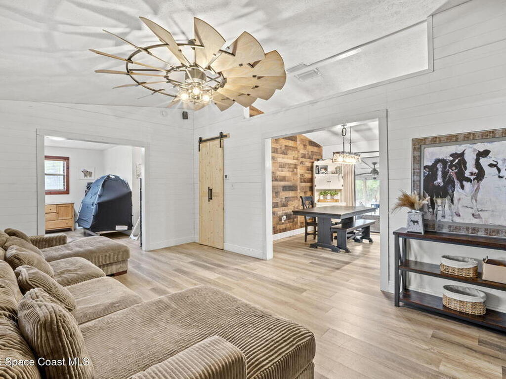 3416 Flounder Creek Road, Mims, FL 32754