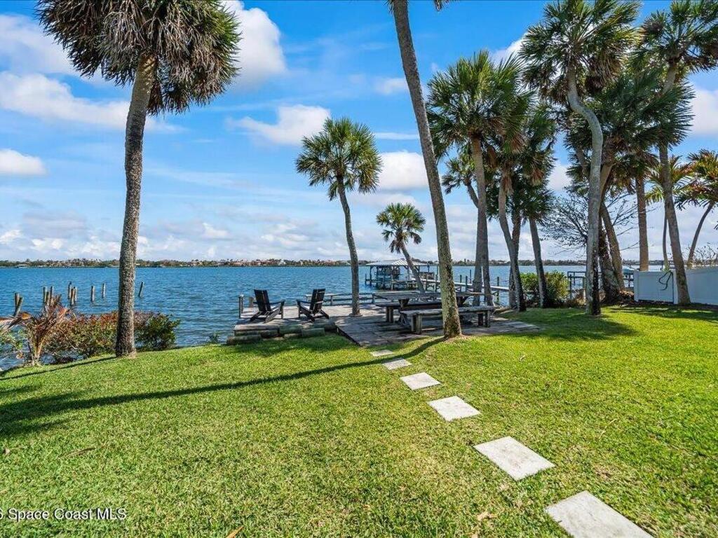 10710 S Tropical Trail, Merritt Island, FL 32952