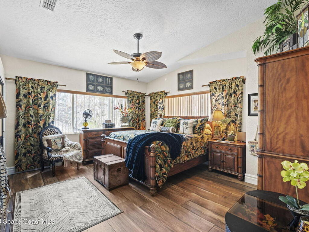 601 Monroe Avenue, Cape Canaveral, FL 32920