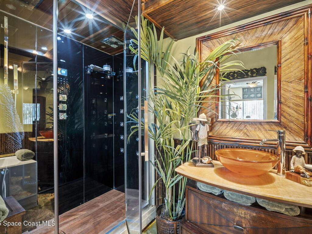 601 Monroe Avenue, Cape Canaveral, FL 32920