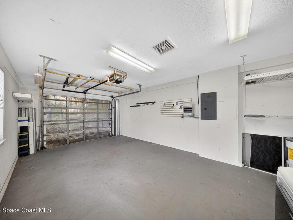 1812 E Sanderling Lane, Fort Pierce, FL 34982