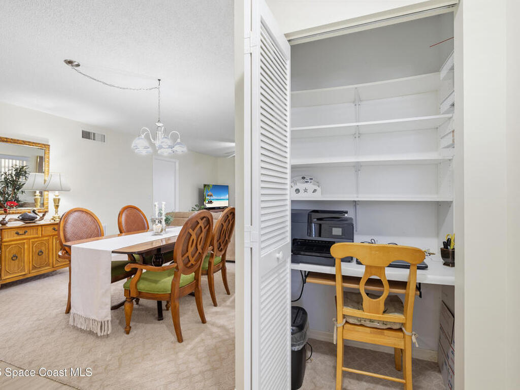 319 N Grove Isle Circle, Vero Beach, FL 32962