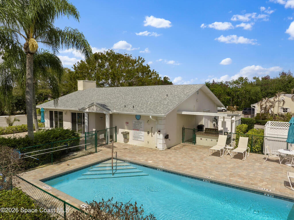319 N Grove Isle Circle, Vero Beach, FL 32962