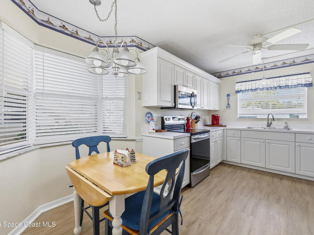 319 N Grove Isle Circle, Vero Beach, FL 32962