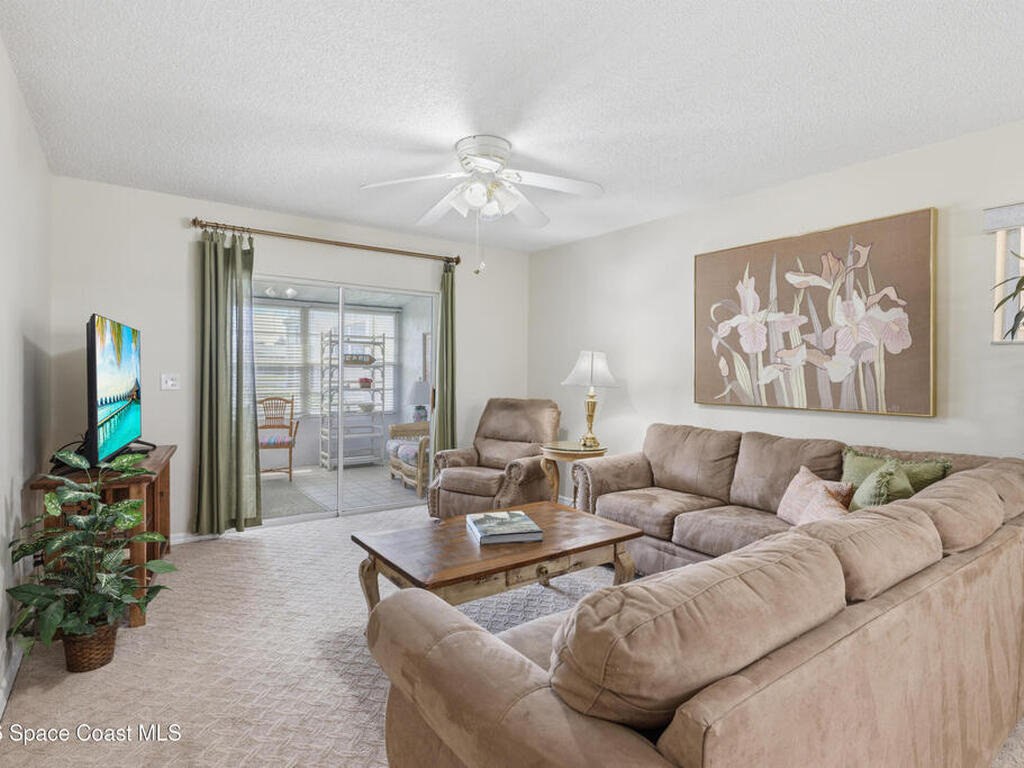 319 N Grove Isle Circle, Vero Beach, FL 32962