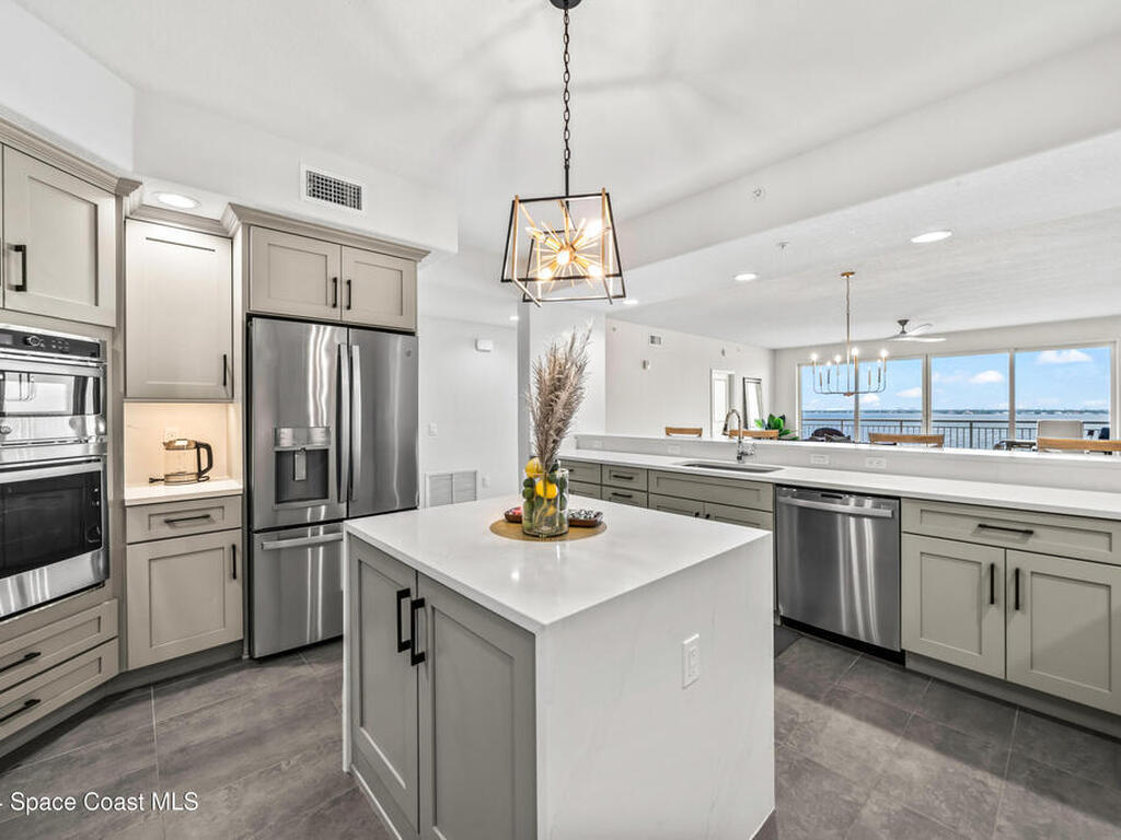 1465 S Harbor City Boulevard, Melbourne, FL 32901