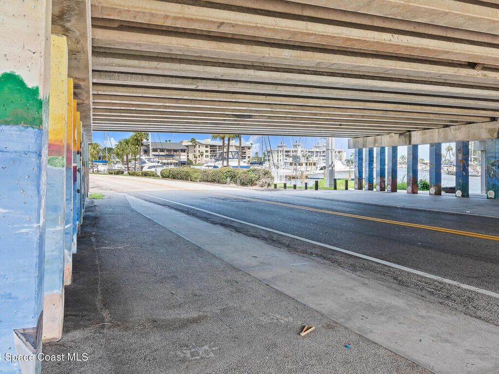 1465 S Harbor City Boulevard, Melbourne, FL 32901