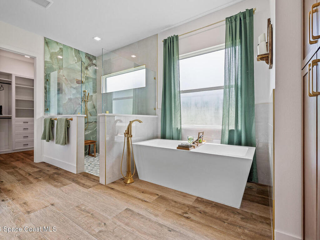 8350 Waxwing Cr Circle, Melbourne, FL 32940