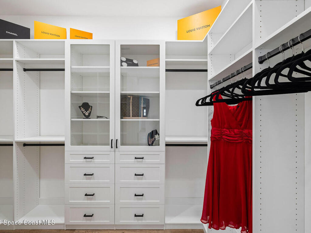 8350 Waxwing Cr Circle, Melbourne, FL 32940