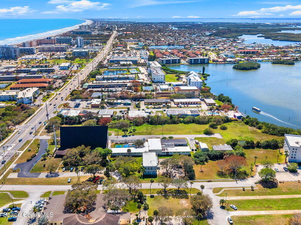 3250 N Atlantic Avenue, Cocoa Beach, FL 32931