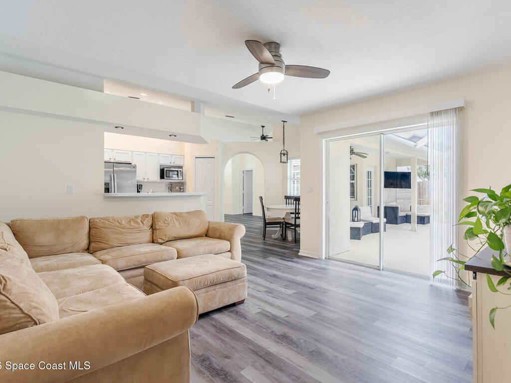 4920 48th Place, Vero Beach, FL 32967