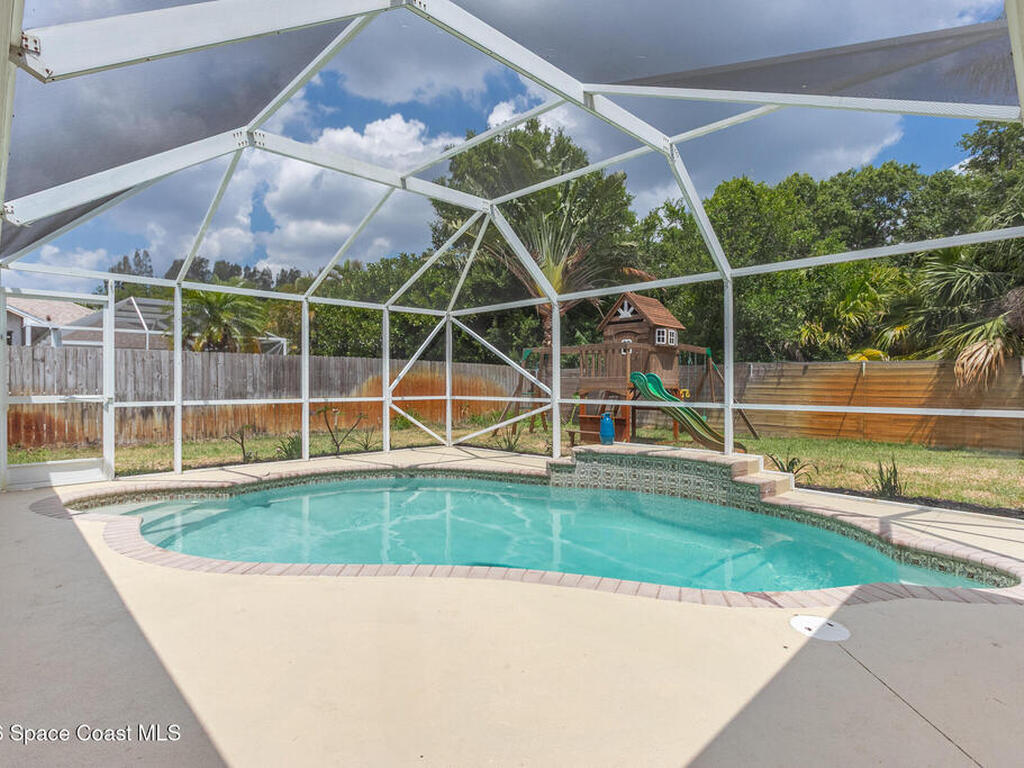 4920 48th Place, Vero Beach, FL 32967