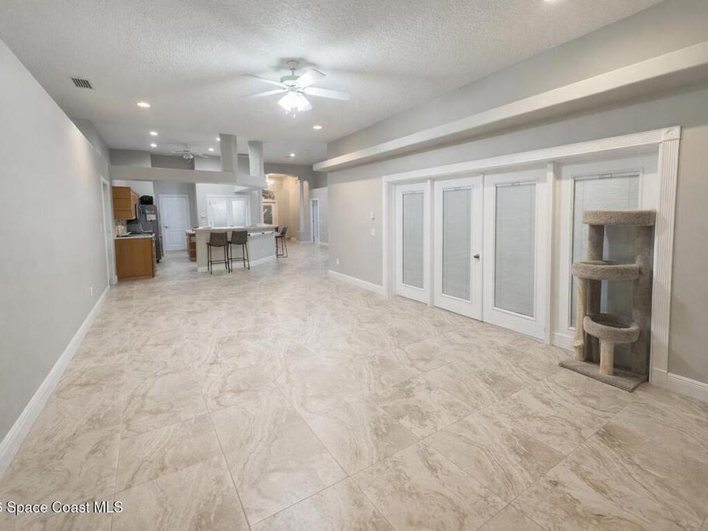 2147 Auburn Lakes Drive, Rockledge, FL 32955