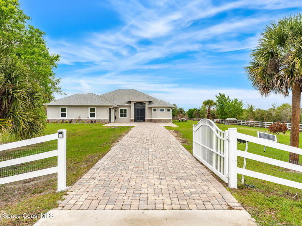 322 Trotters Street, Palm Bay, FL 32909