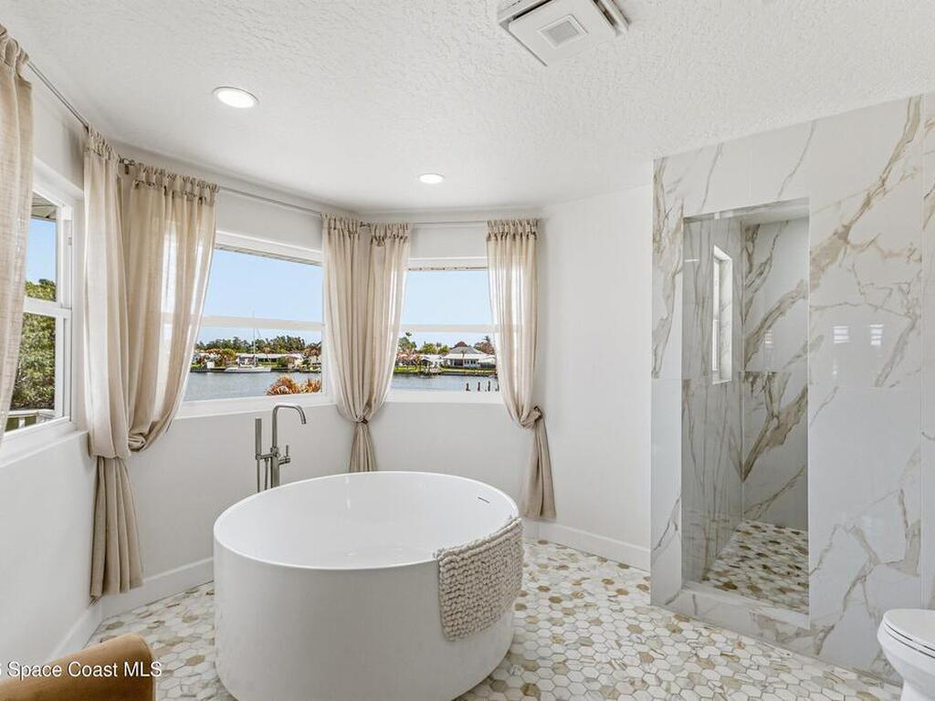 262 Lanternback Island Drive, Satellite Beach, FL 32937