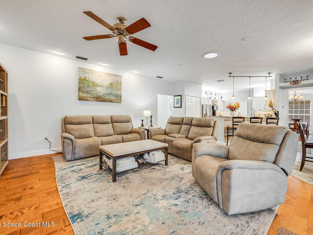 3910 Wateroak Way, Titusville, FL 32796