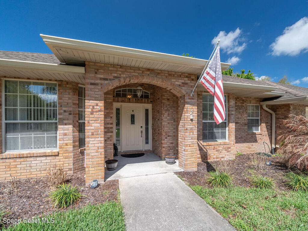 3910 Wateroak Way, Titusville, FL 32796