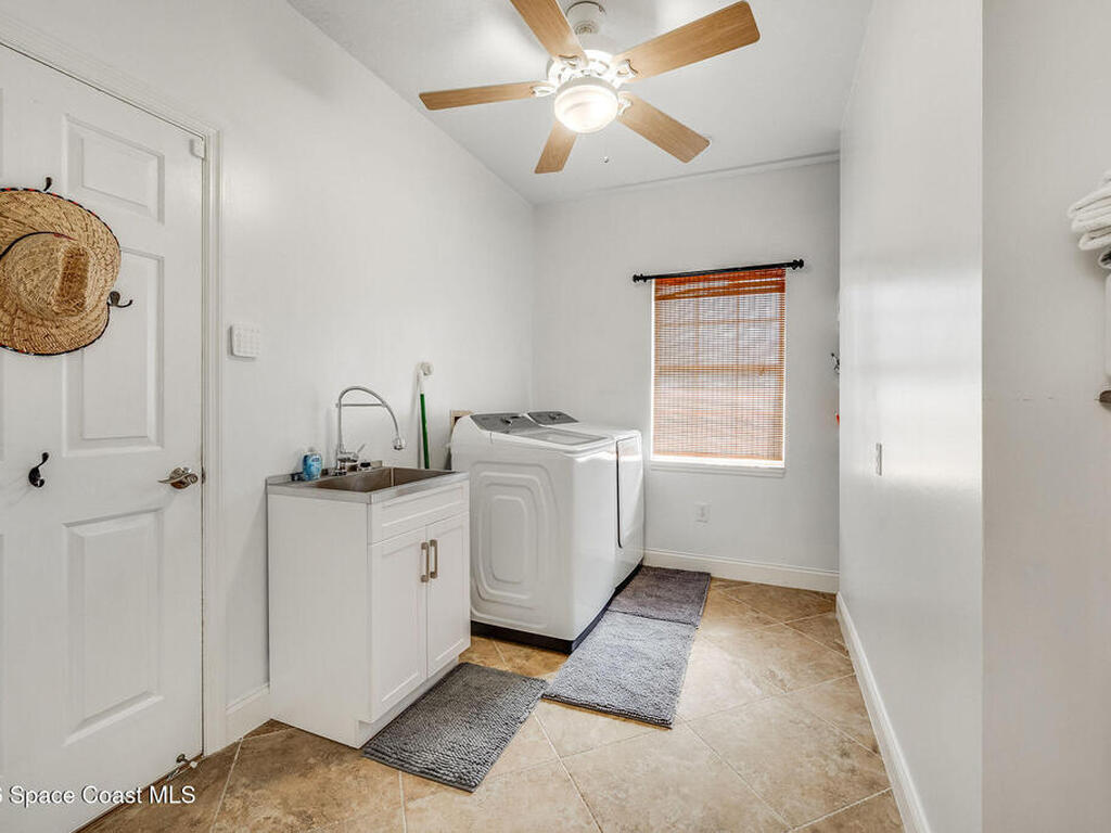 3910 Wateroak Way, Titusville, FL 32796