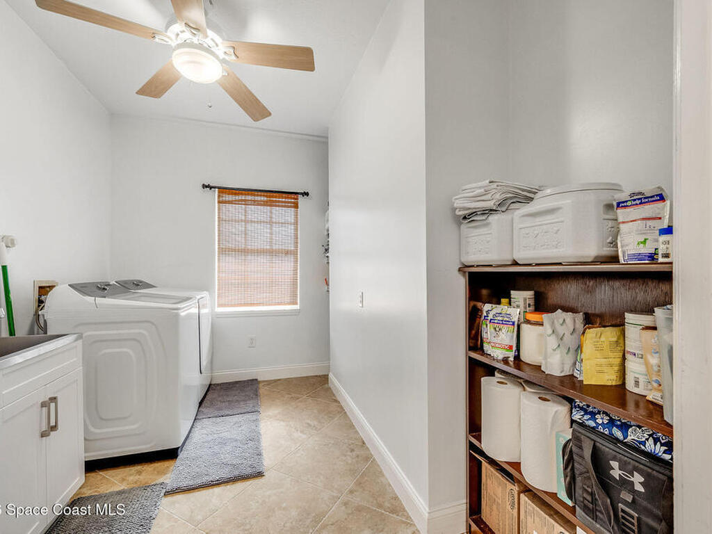 3910 Wateroak Way, Titusville, FL 32796