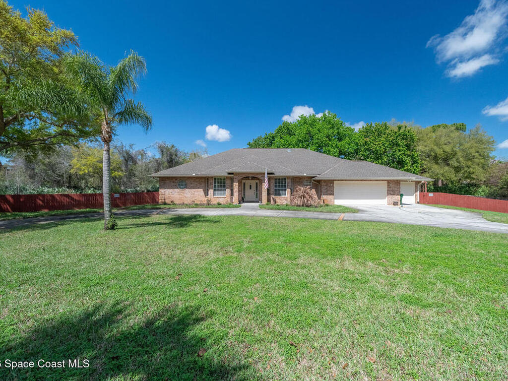 3910 Wateroak Way, Titusville, FL 32796