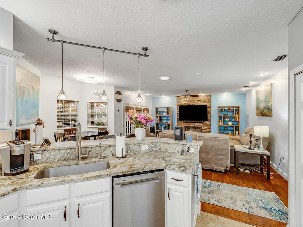 3910 Wateroak Way, Titusville, FL 32796