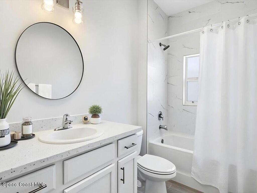 1645 19th Avenue, Vero Beach, FL 32962