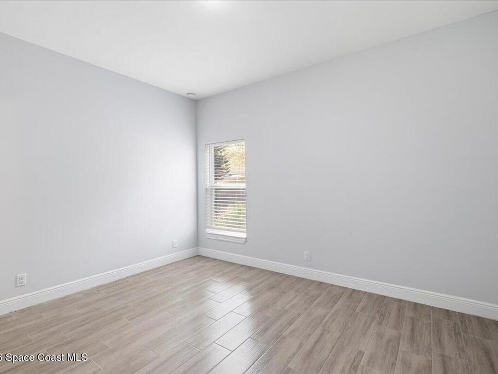 1645 19th Avenue, Vero Beach, FL 32962