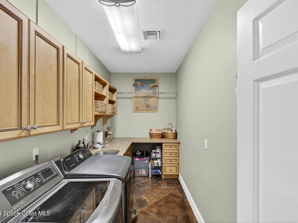 4691 Pebble Bay Circle, Indian River Shores, FL 32963