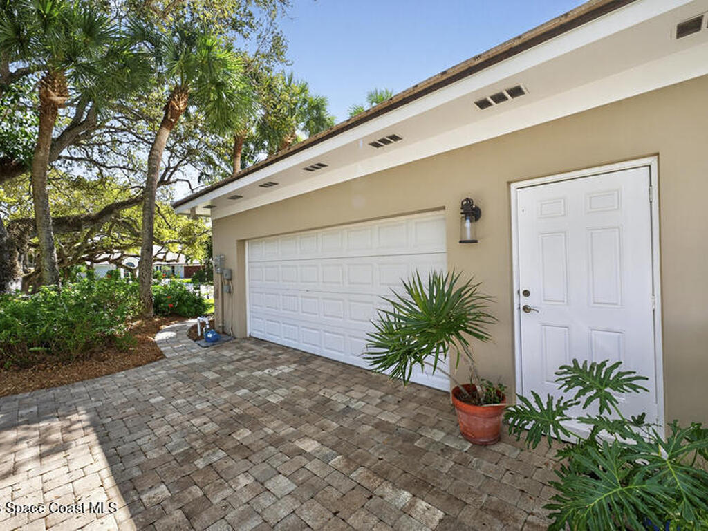 4691 Pebble Bay Circle, Indian River Shores, FL 32963