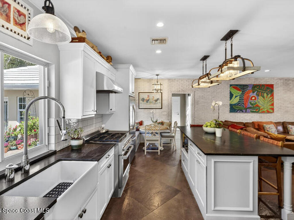 4691 Pebble Bay Circle, Indian River Shores, FL 32963