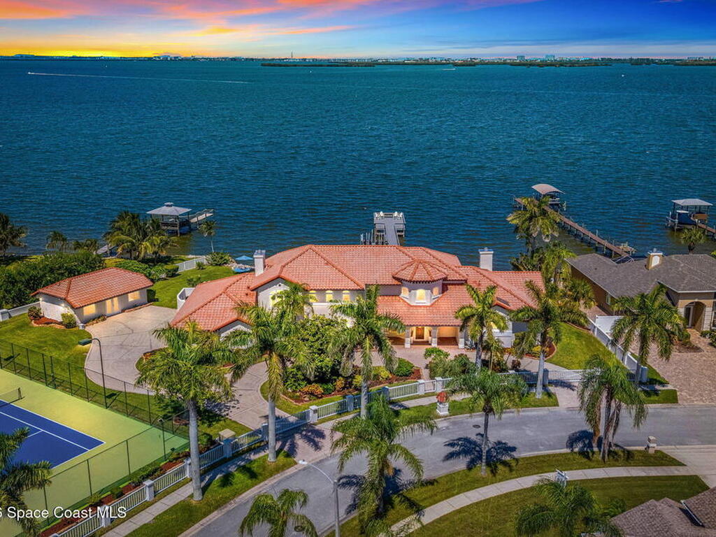 1840 Harbor Point Drive, Merritt Island, FL 32952