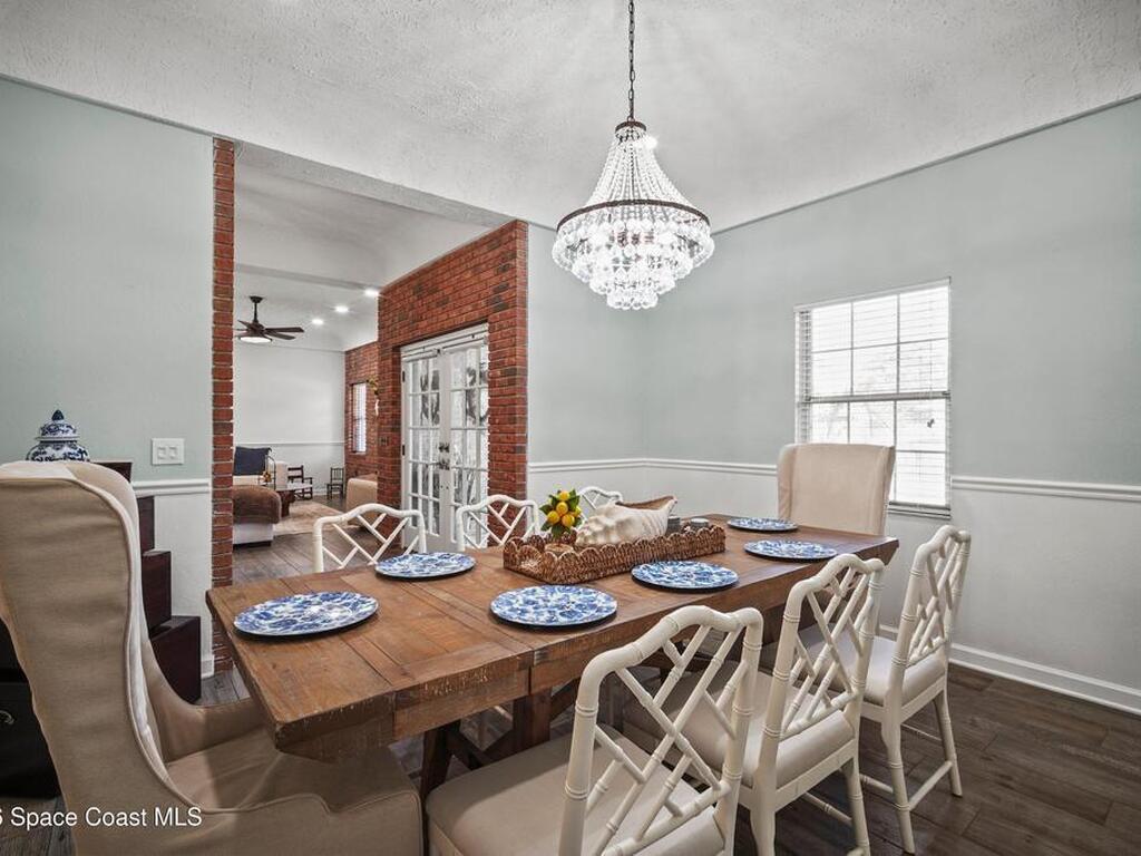 572 Lake Ashley Circle, Melbourne, FL 32904