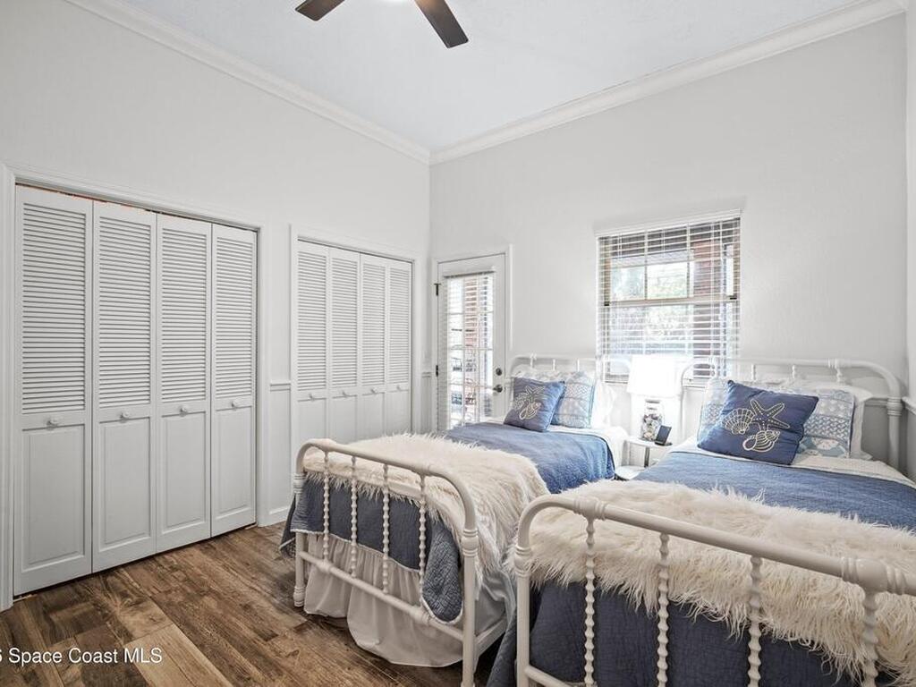 572 Lake Ashley Circle, Melbourne, FL 32904