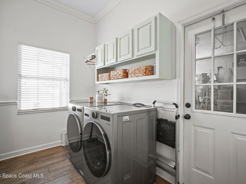 572 Lake Ashley Circle, Melbourne, FL 32904