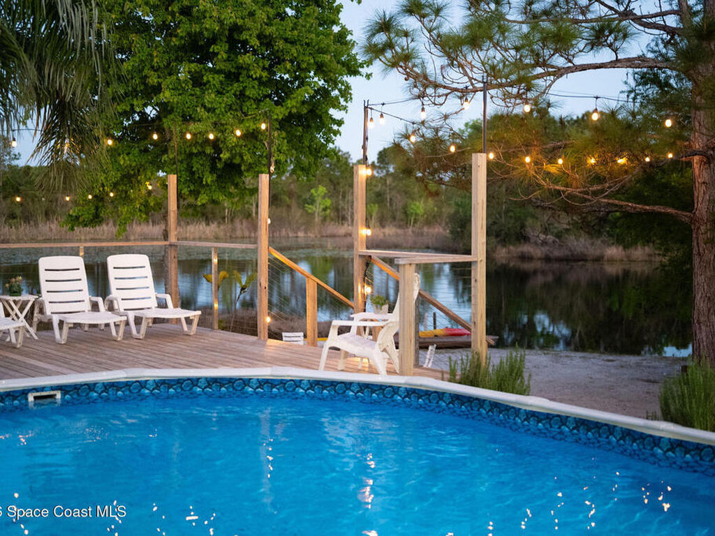 4160 Hidden Lakes Drive, Mims, FL 32754