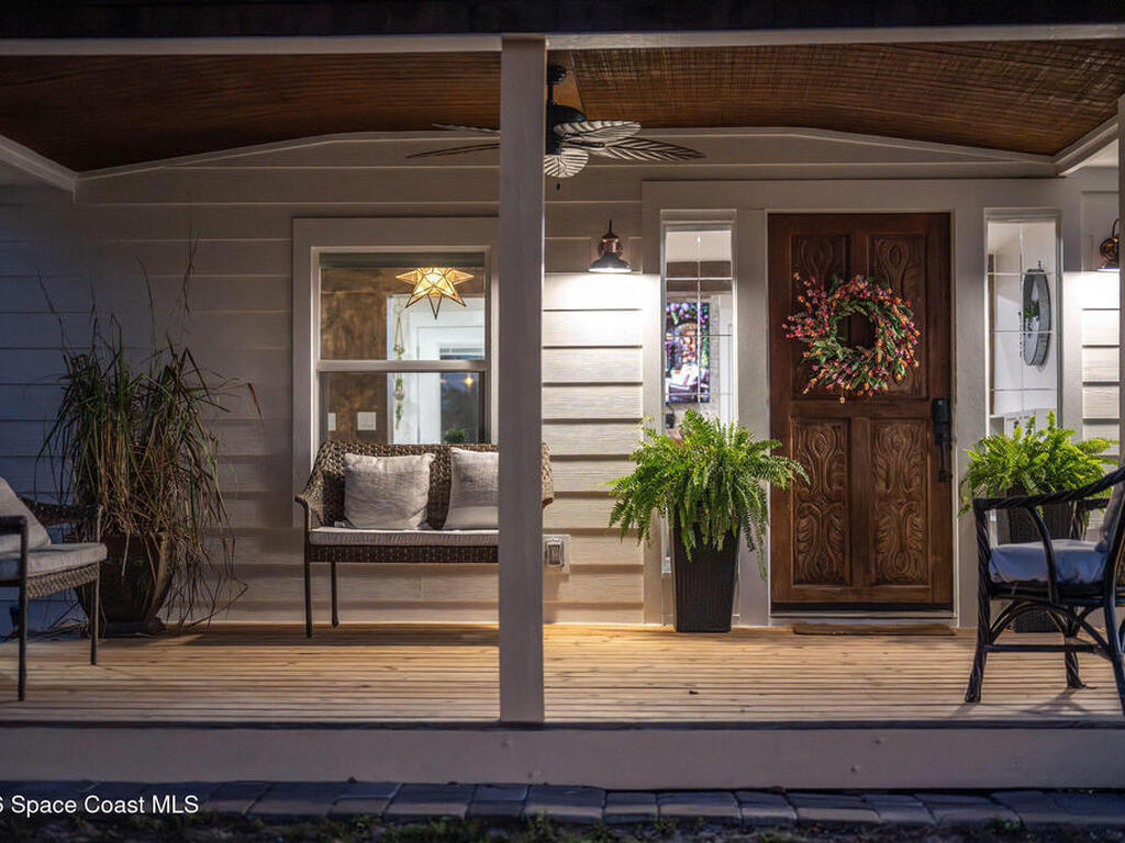 4160 Hidden Lakes Drive, Mims, FL 32754