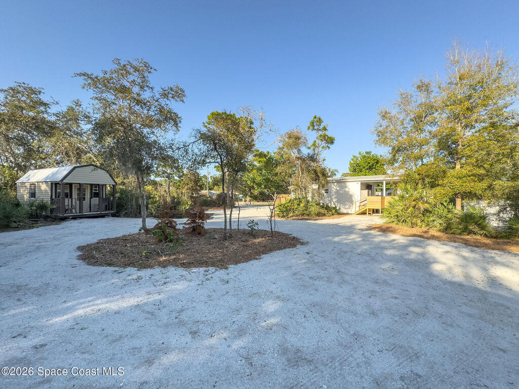 4160 Hidden Lakes Drive, Mims, FL 32754