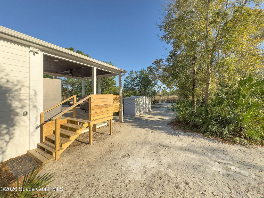 4160 Hidden Lakes Drive, Mims, FL 32754