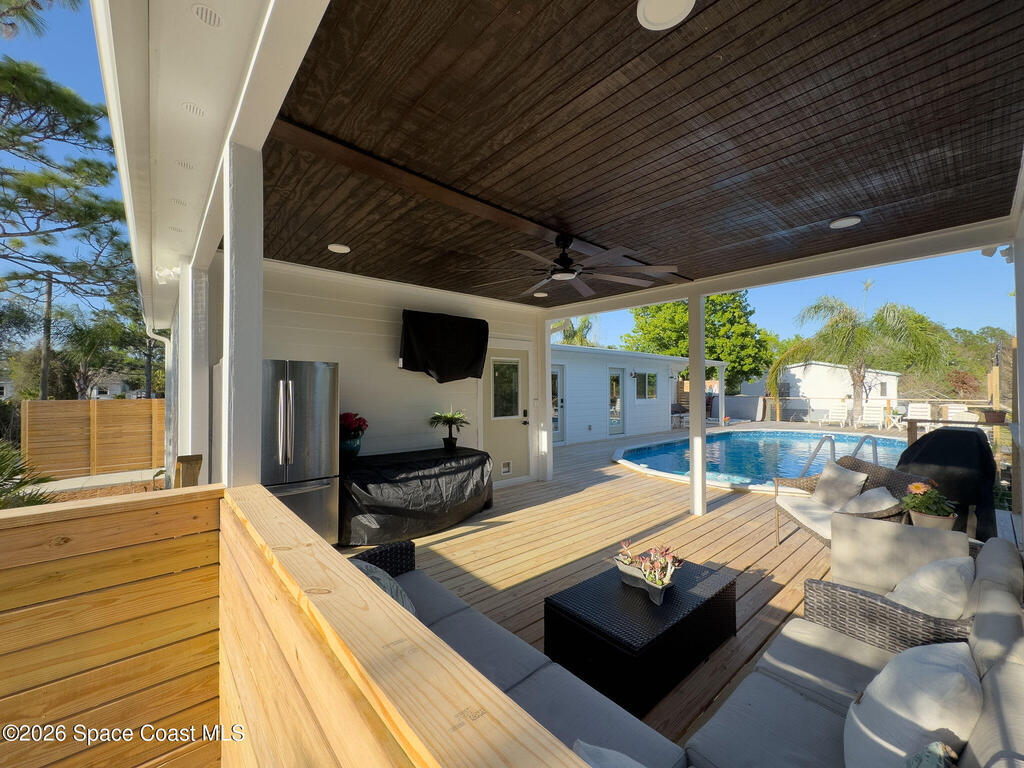 4160 Hidden Lakes Drive, Mims, FL 32754