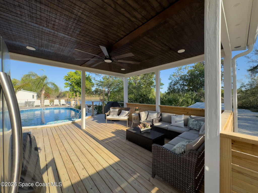 4160 Hidden Lakes Drive, Mims, FL 32754