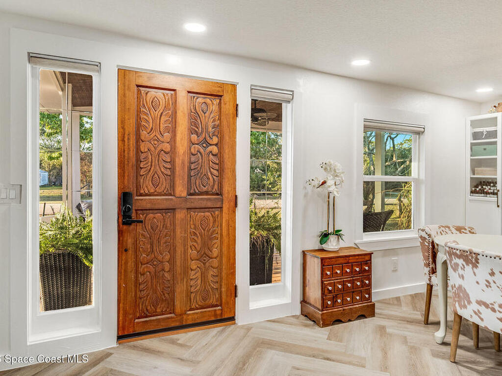 4160 Hidden Lakes Drive, Mims, FL 32754