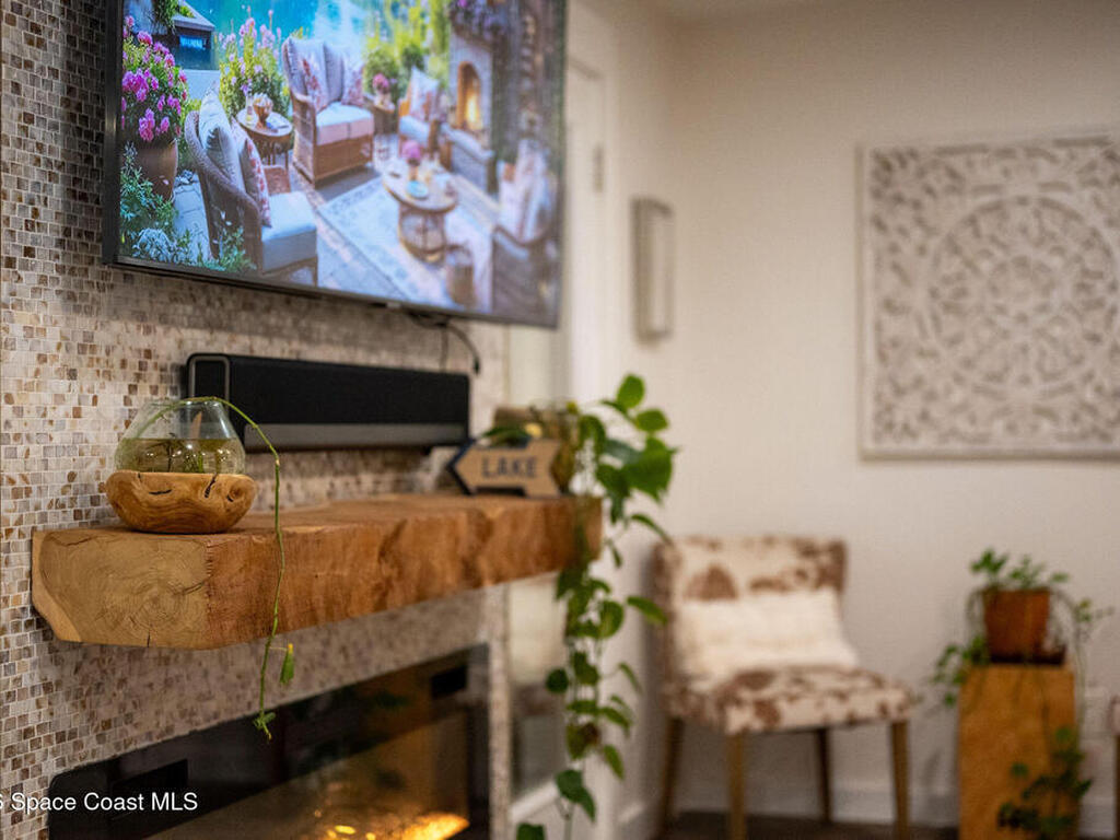 4160 Hidden Lakes Drive, Mims, FL 32754