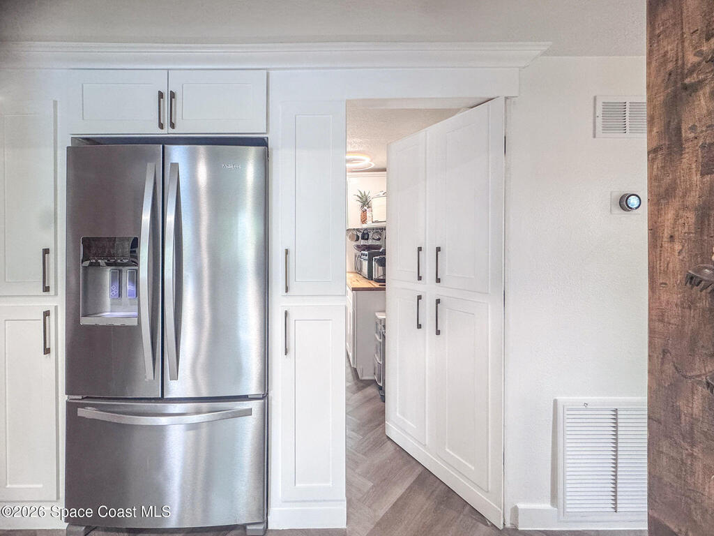 4160 Hidden Lakes Drive, Mims, FL 32754