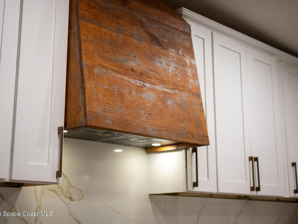 4160 Hidden Lakes Drive, Mims, FL 32754