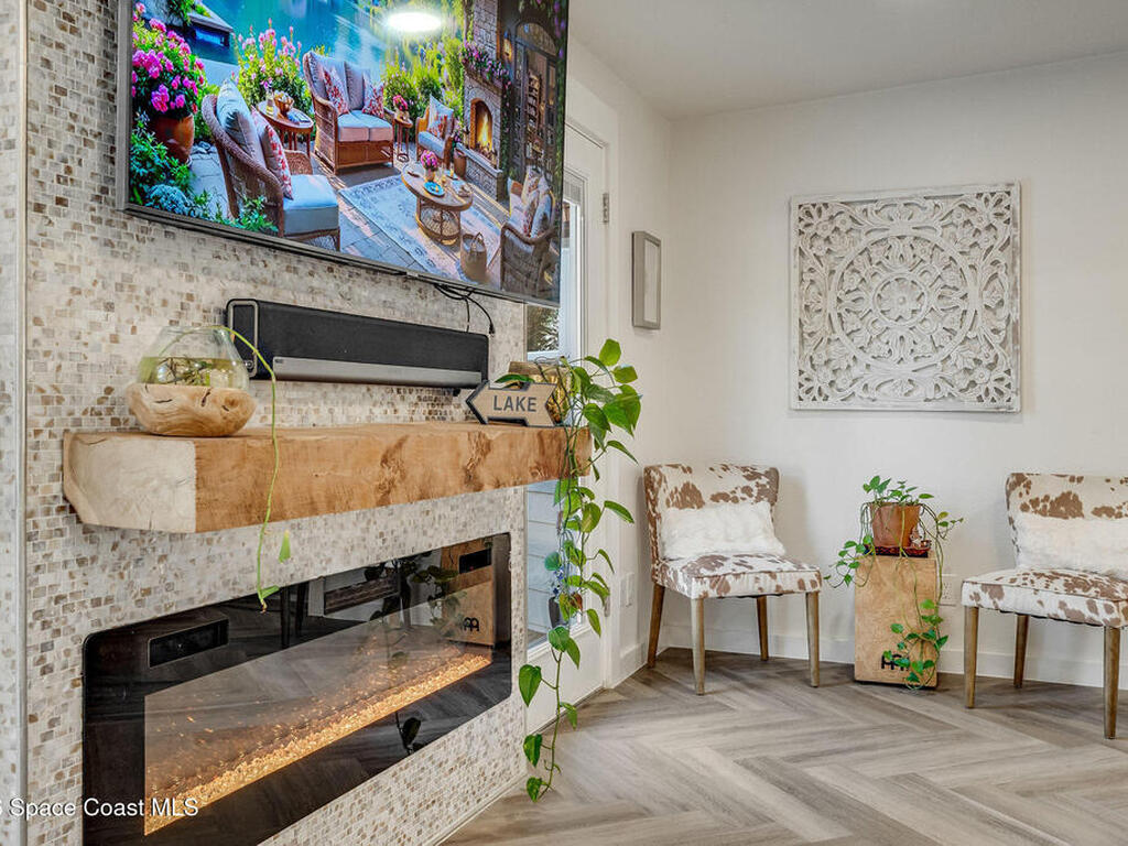 4160 Hidden Lakes Drive, Mims, FL 32754